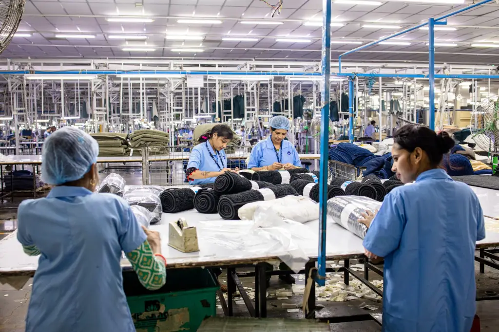 滕州敏陶阅服装店：女装男装童装全品类选购指南与搭配技巧