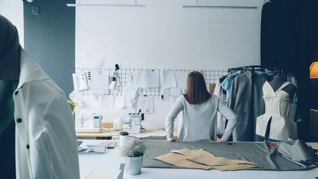 滕州敏陶阅服装店2024春夏女装系列面料工艺与版型优势解析正文配图 2